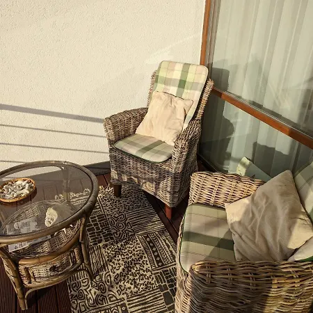 With Sauna פארנו