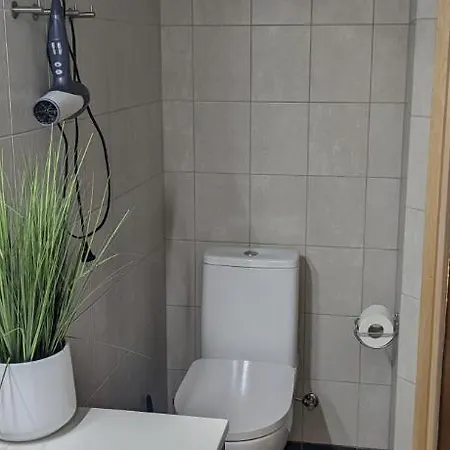 With Sauna * פארנו